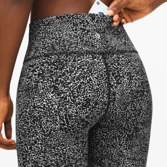 Lululemon Wunder Under High-Rise Tight Blocked Full-On Luxtreme 28" - Picture 5 of 6